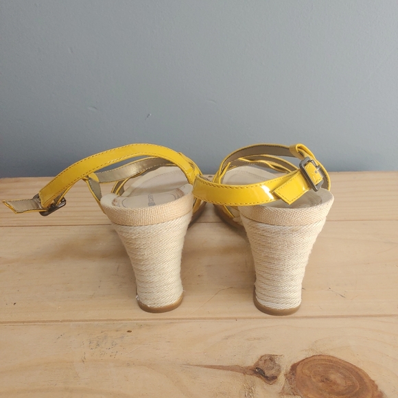 (2/$20) Rockport yellow wedge espadrilles size 7 👑 Host Pick 👑 - Picture 6 of 13